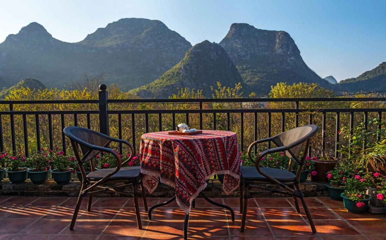 Secret Courtyard Resort Hotel Гуейлин Екстериор снимка