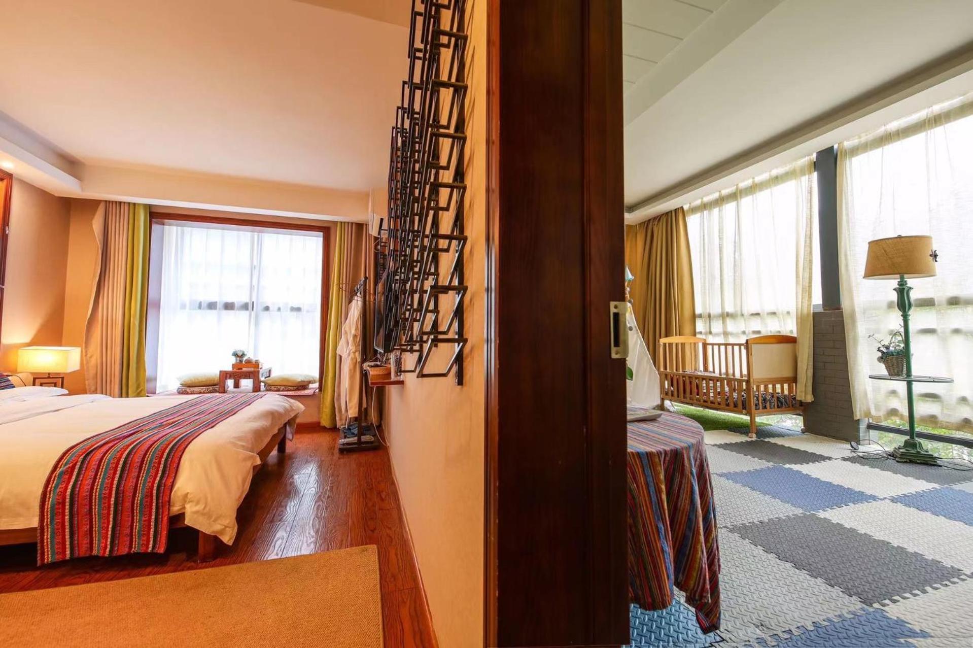Secret Courtyard Resort Hotel Гуейлин Екстериор снимка
